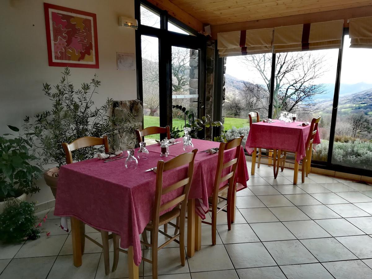 Logis Hotel-Restaurant La Mere Biquette Saint-Pons  Dış mekan fotoğraf